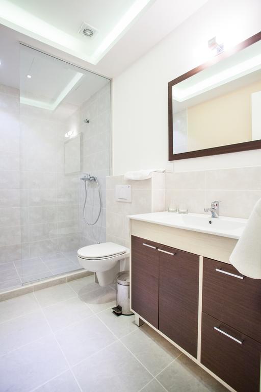 Bed&Breakfast Kod Smilje Beograd Værelse billede